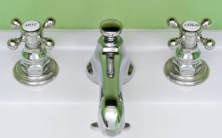 Hot Water Discoloured & Fix